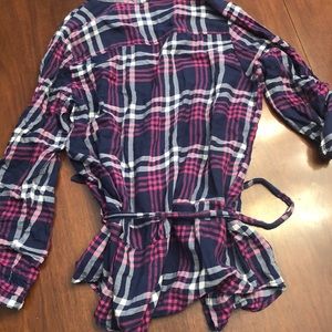 American Eagle Outfitters Tops - American Eagle Blue & Pink plaid button down American Eagle Outfitters Tops - American Eagle Blue & Pink plaid button down